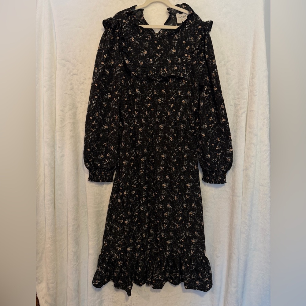 Hayden Los Angeles Dress Small Black Floral Peasant Prarie Maxi Ruffle Boho FLAW